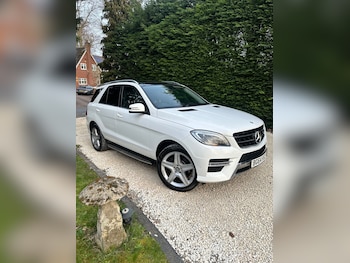 Used Mercedes-Benz M Class 2014 for sale - 77963783: Photo