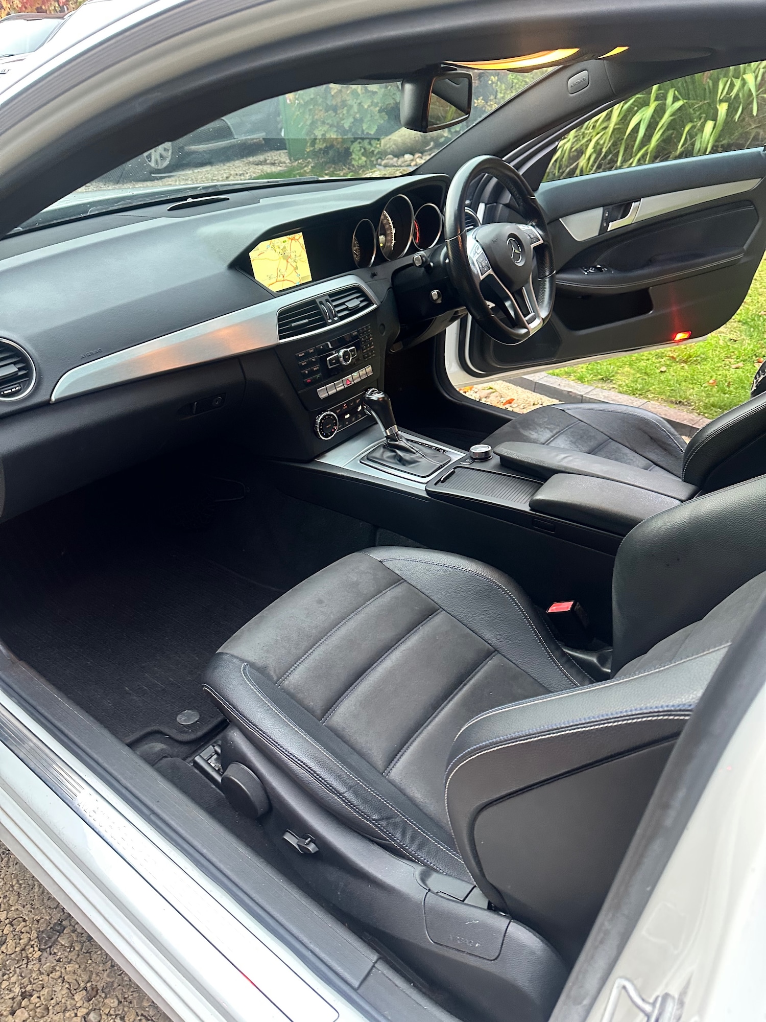 Used Mercedes-Benz C Class 2014 for sale - 76418038: Photo 29