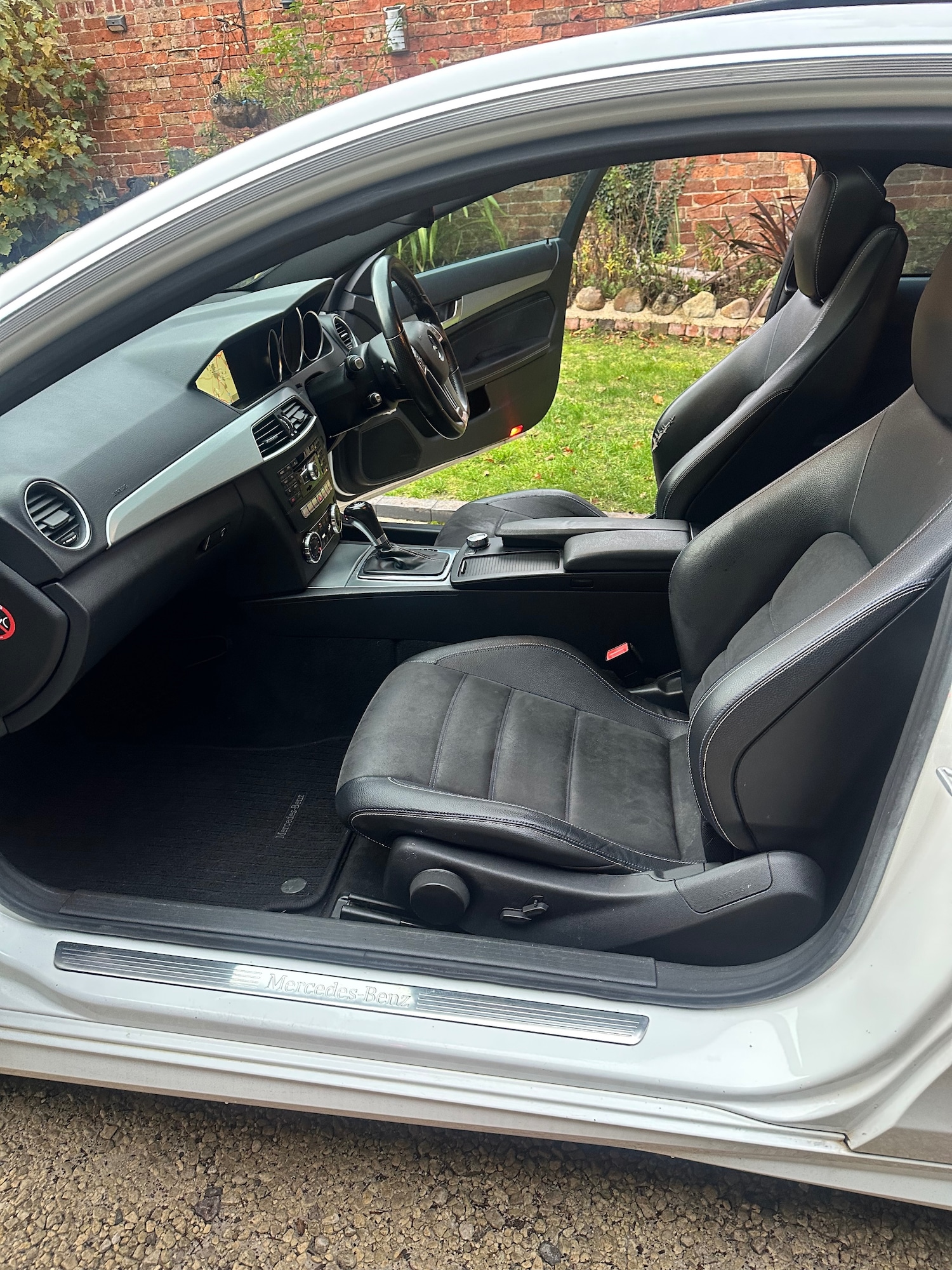 Used Mercedes-Benz C Class 2014 for sale - 76418038: Photo 30