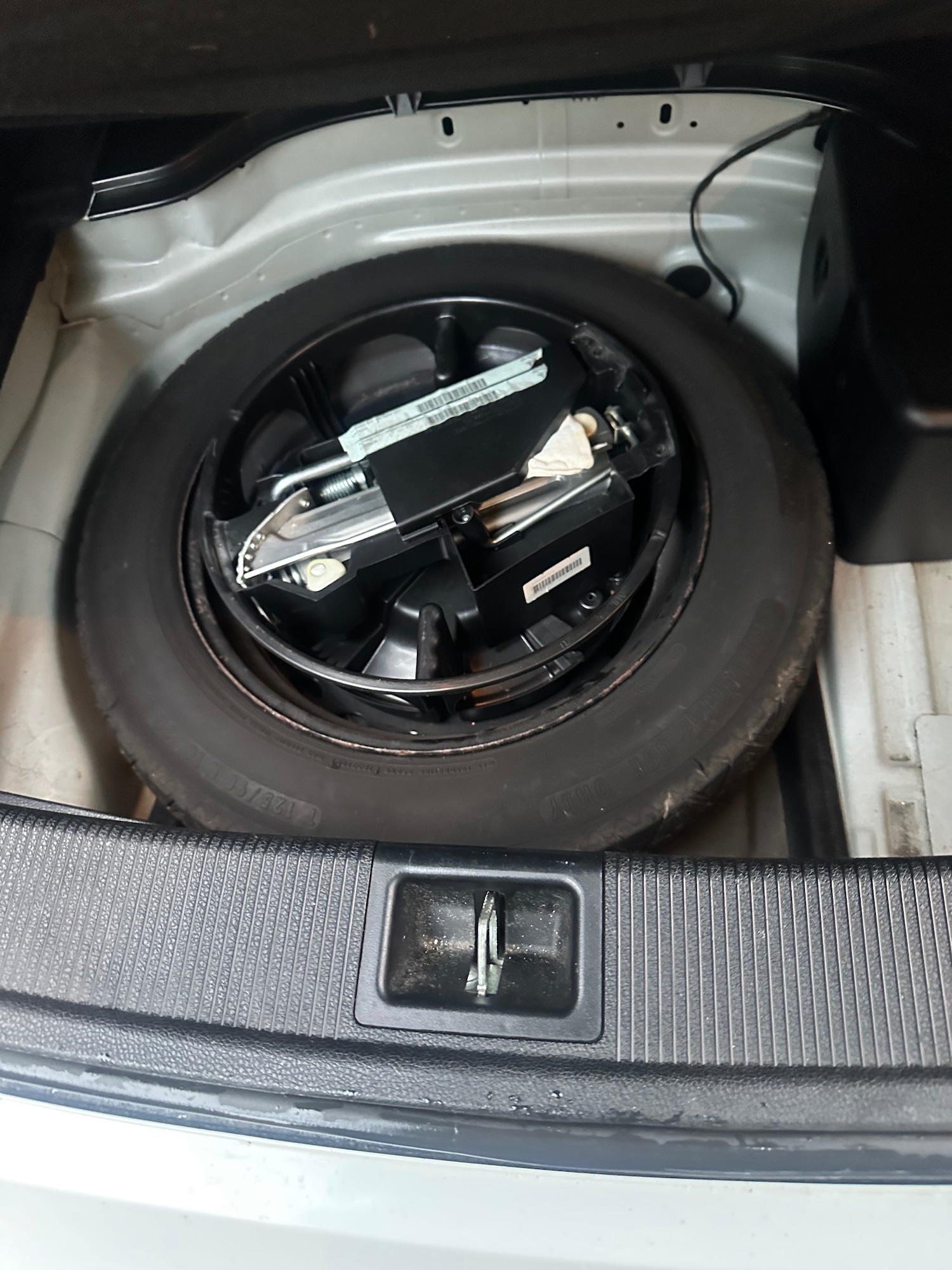 Used Mercedes-Benz C Class 2014 for sale - 76418038: Photo 32