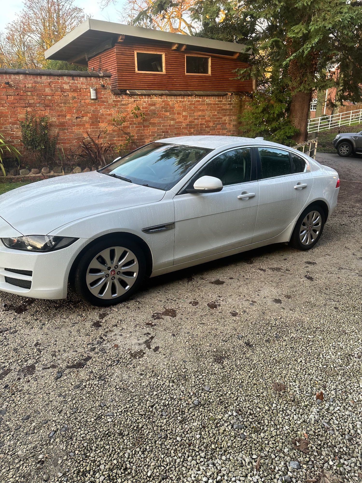 Used Jaguar XE 2016 for sale - 76835775: Photo 10