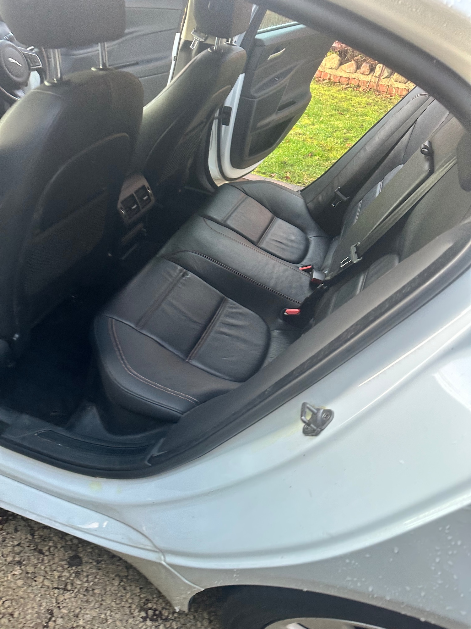 Used Jaguar XE 2016 for sale - 76835775: Photo 23