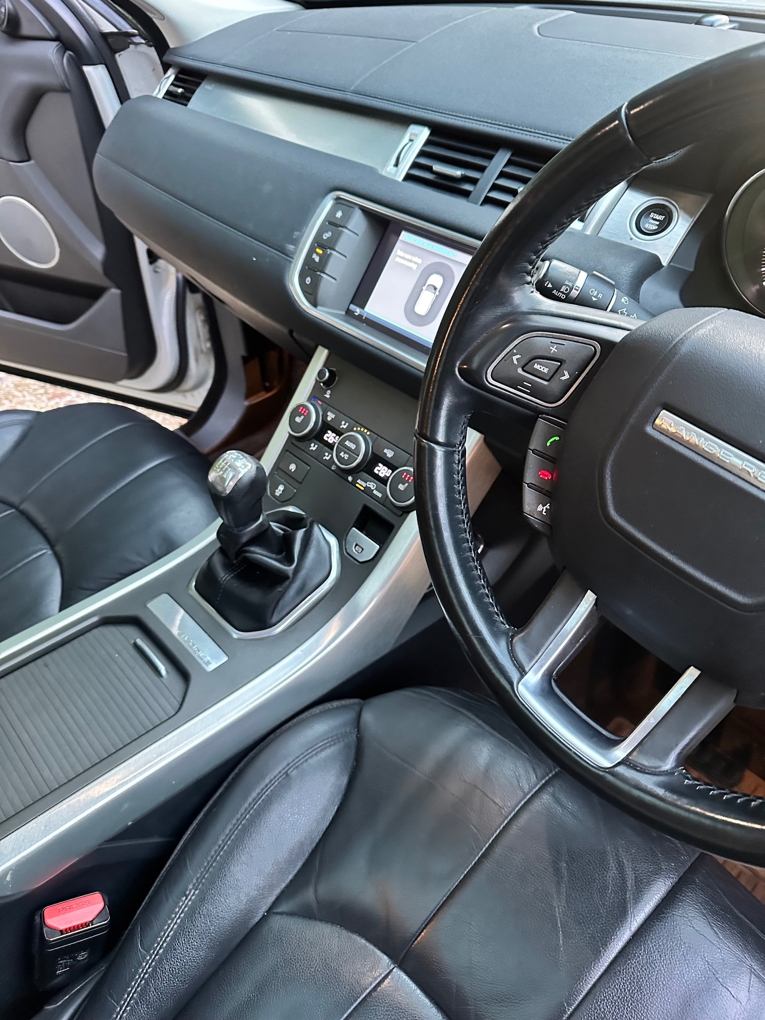 Used Land Rover Range Rover Evoque 2016 for sale - 76618389: Photo 23