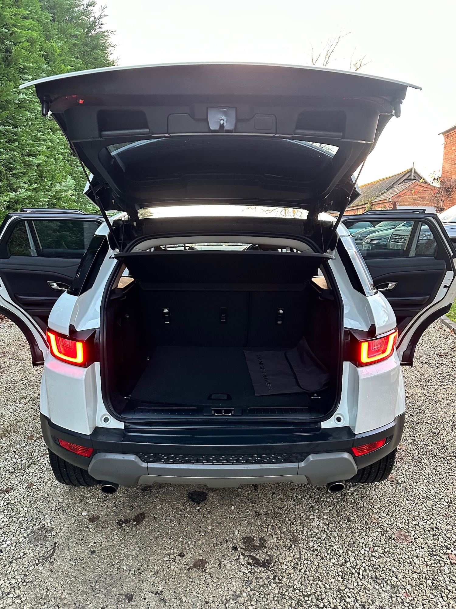 Used Land Rover Range Rover Evoque 2016 for sale - 76618389: Photo 37