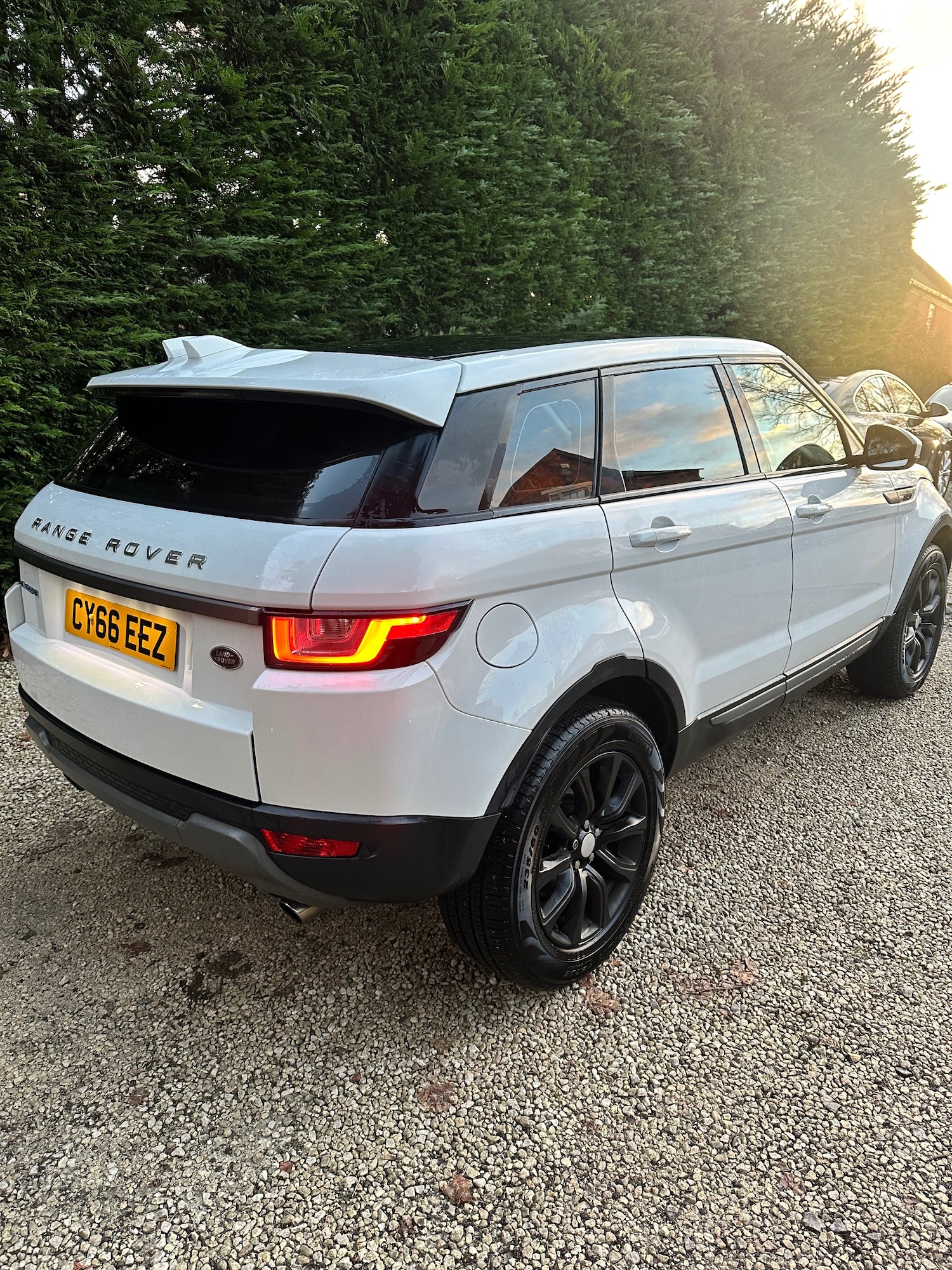 Used Land Rover Range Rover Evoque 2016 for sale - 76618389: Photo 6