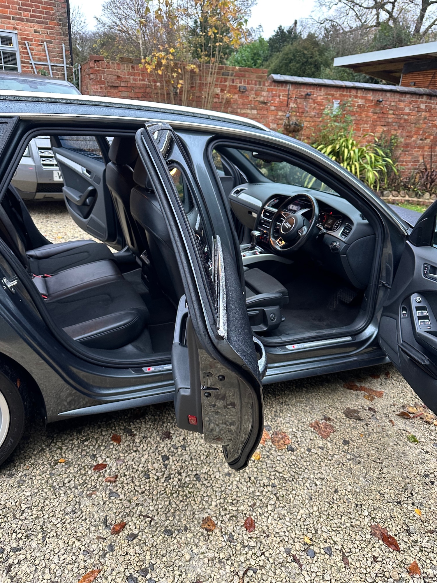 Used Audi A4 2013 for sale - 76569109: Photo 16