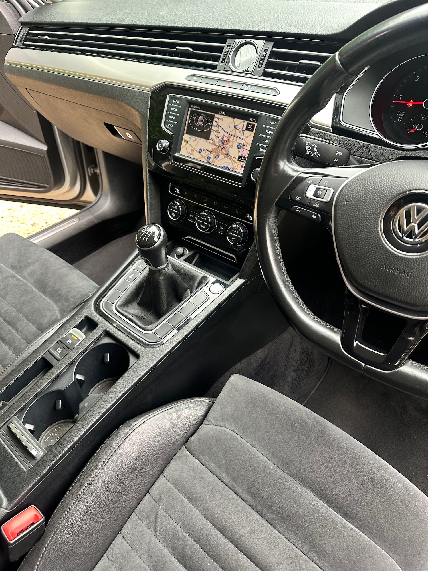 Used Volkswagen Passat 2016 for sale - 76143143: Photo 19