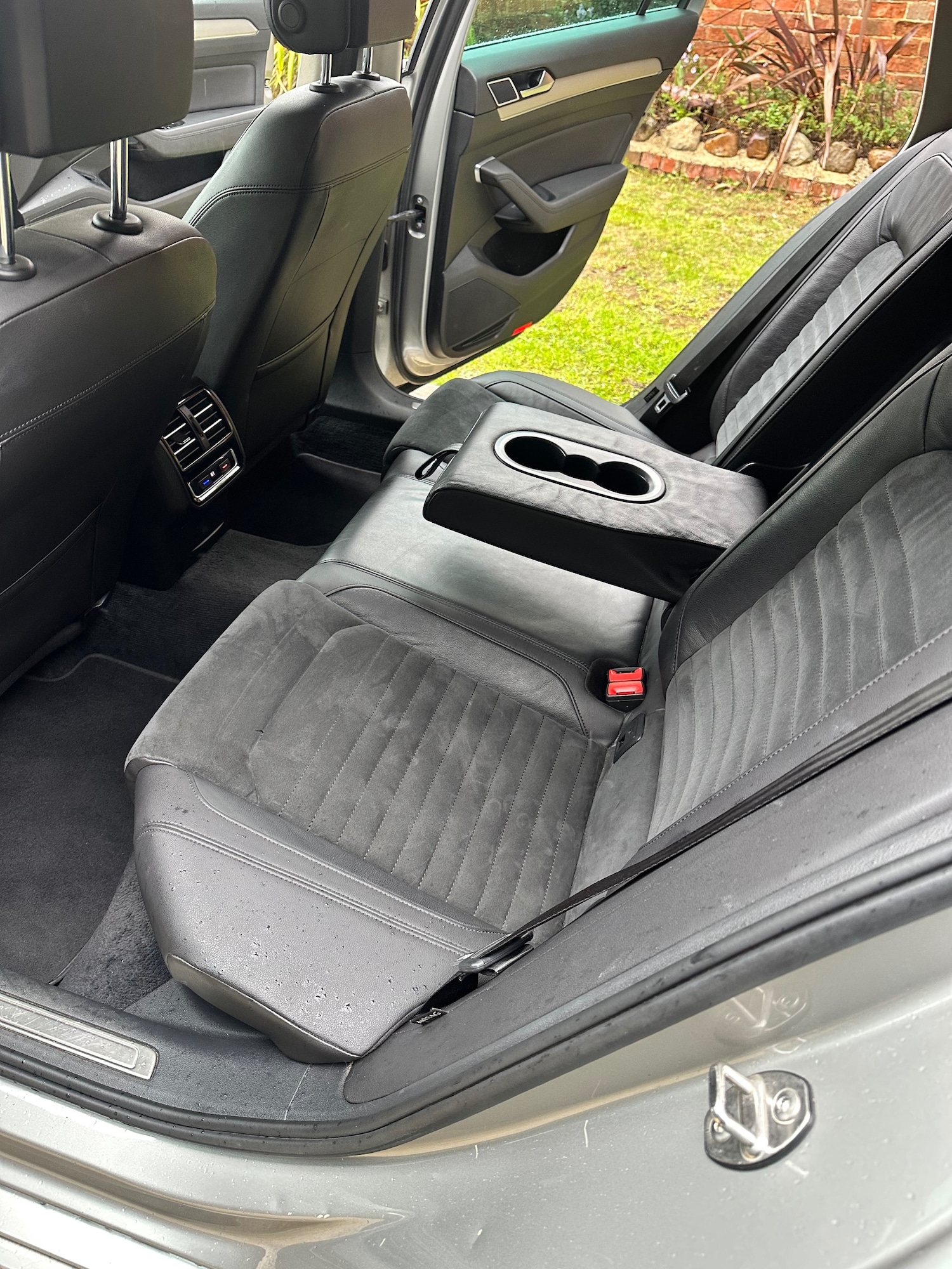 Used Volkswagen Passat 2016 for sale - 76143143: Photo 25