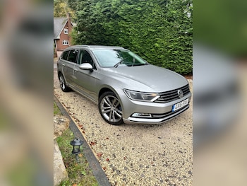 Used Volkswagen Passat 2016 for sale - 76143143: Photo 2