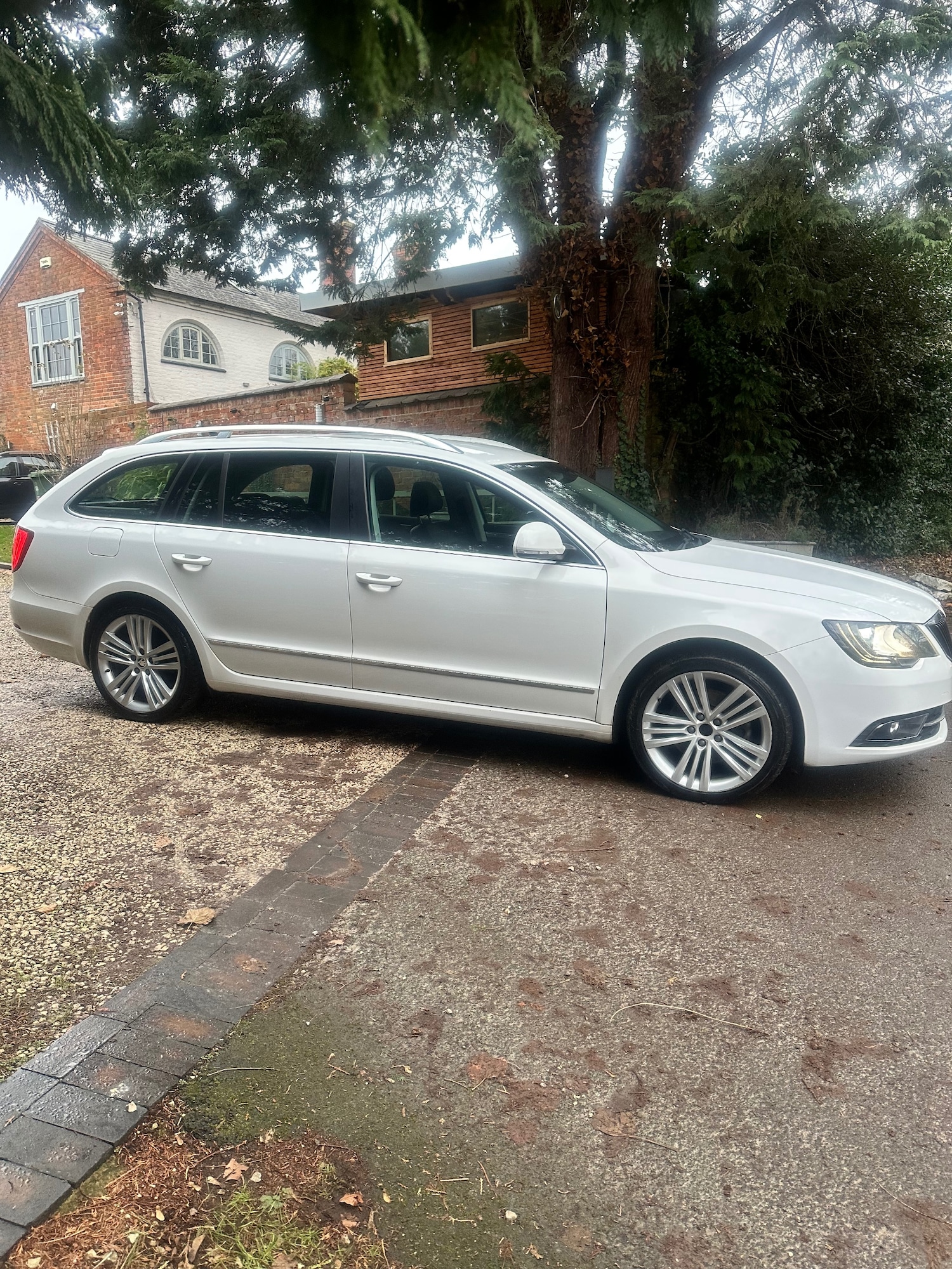 Used Skoda Superb 2013 for sale - 76710451: Photo 4