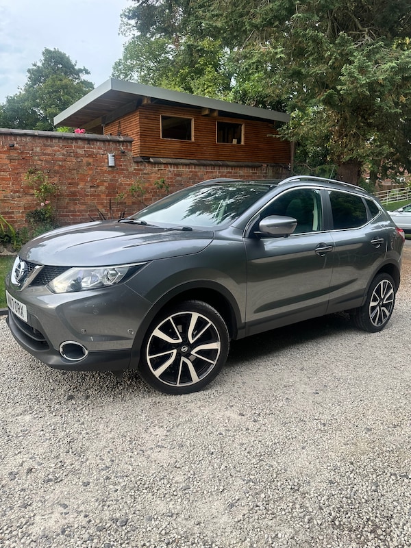 Used Nissan Qashqai 2017 for sale - 74950358: Photo 3