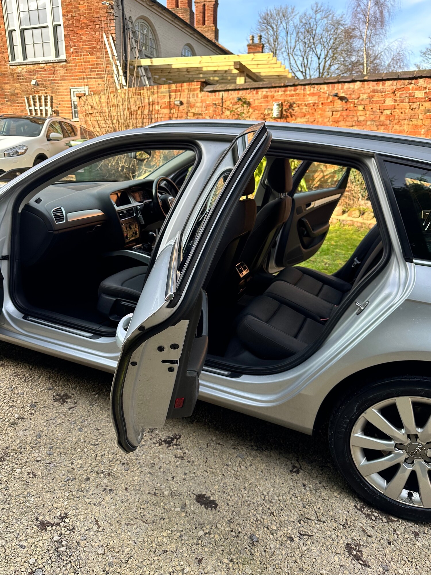 Used Audi A4 2009 for sale - 77641631: Photo 30