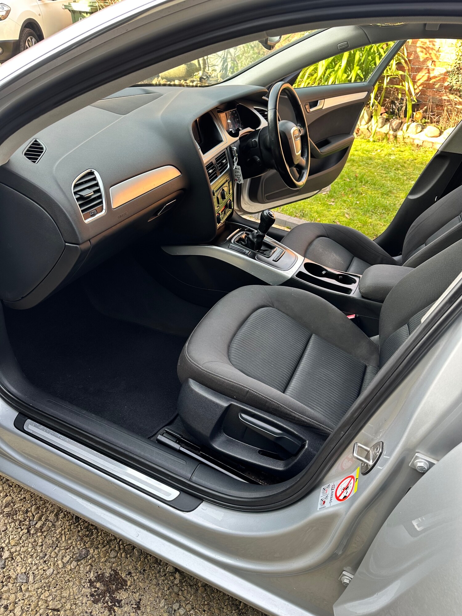 Used Audi A4 2009 for sale - 77641631: Photo 32