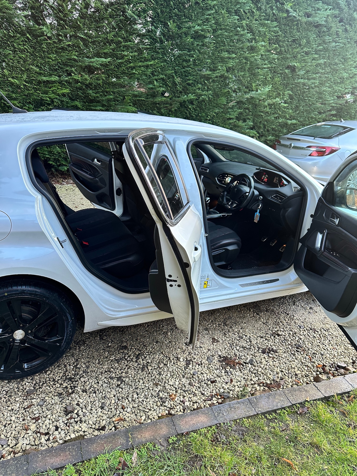 Used Peugeot 308 2016 for sale - 77520025: Photo 19