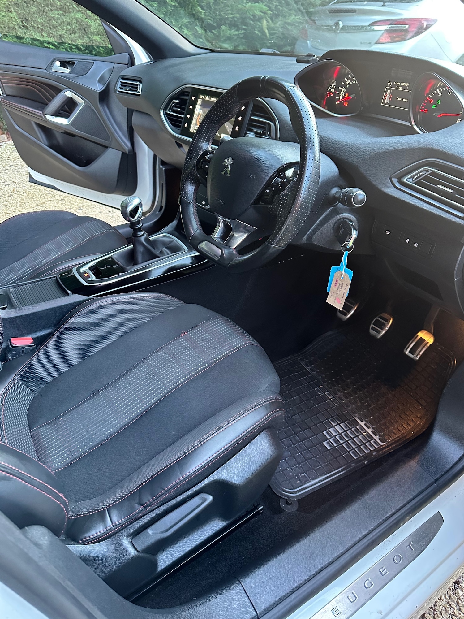 Used Peugeot 308 2016 for sale - 77520025: Photo 21