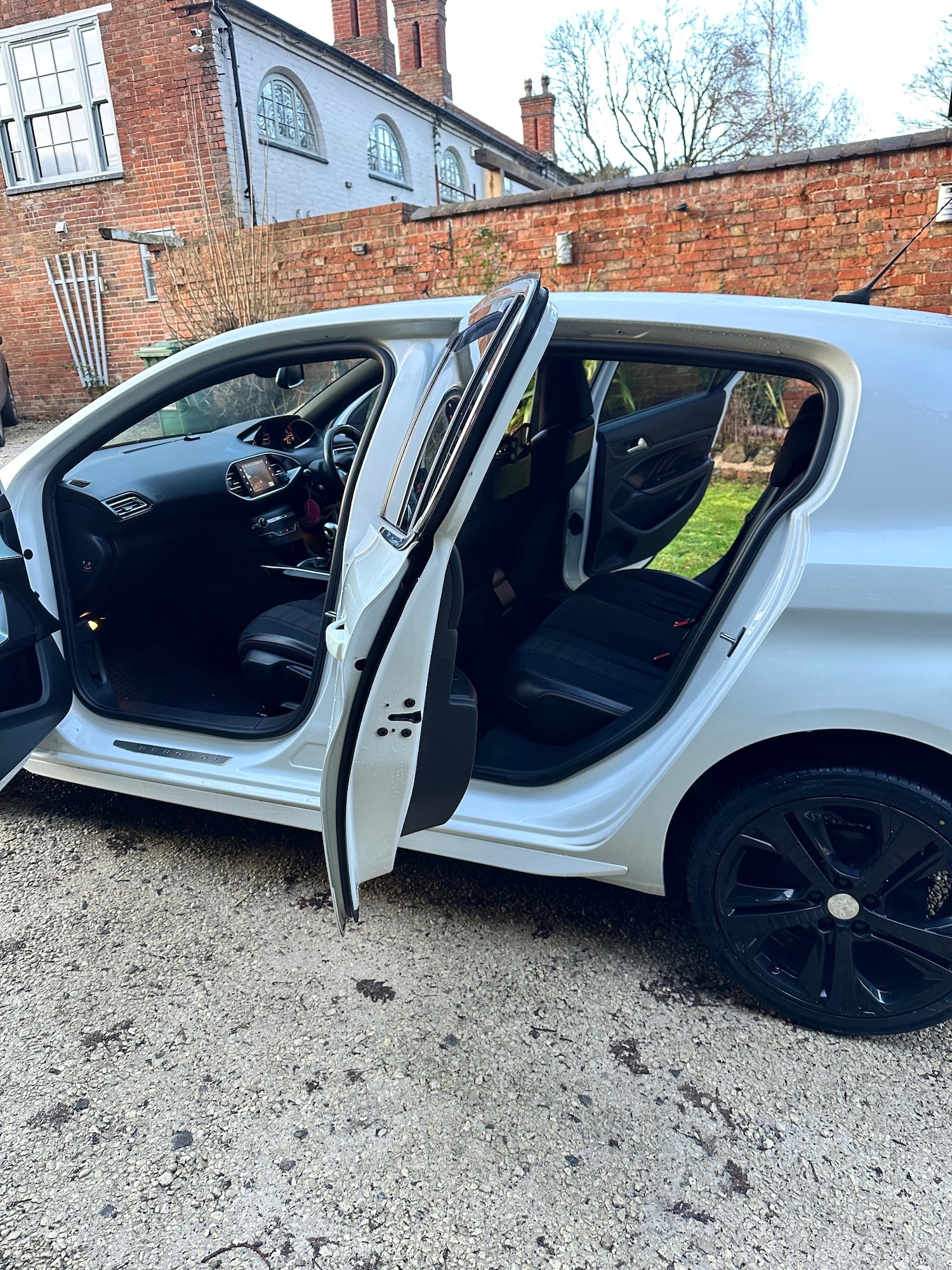 Used Peugeot 308 2016 for sale - 77520025: Photo 31