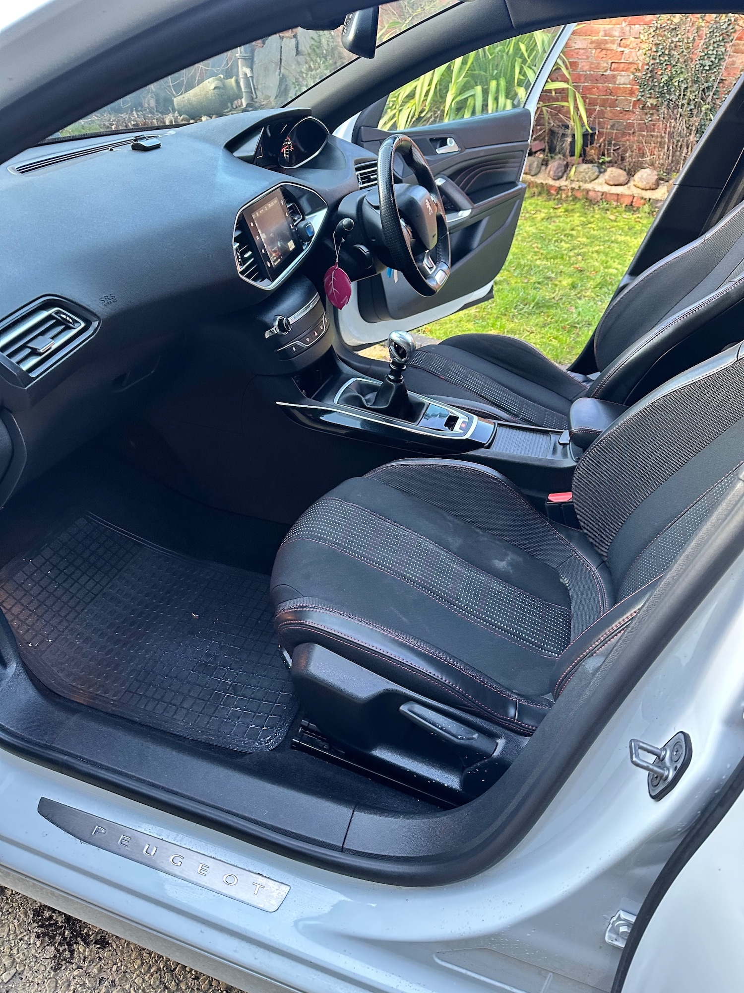 Used Peugeot 308 2016 for sale - 77520025: Photo 32