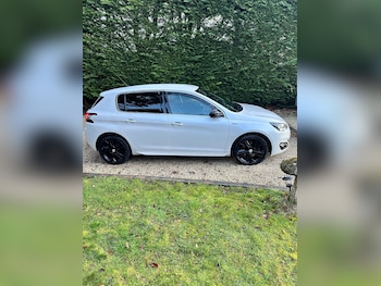 Used Peugeot 308 2016 for sale - 77520025: Photo