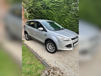 Used Ford Kuga 2014 for sale - 75983662: Photo 2