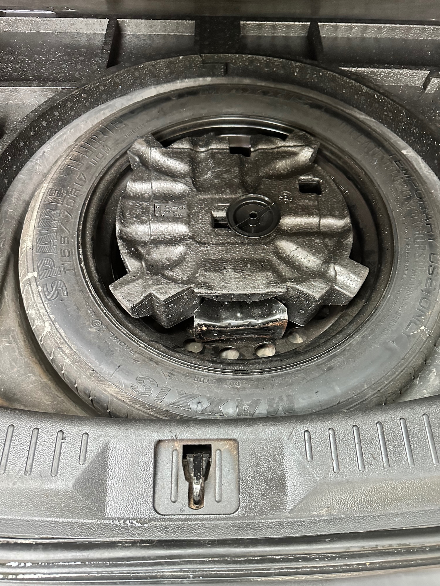 Used Ford Kuga 2014 for sale - 75983662: Photo 30