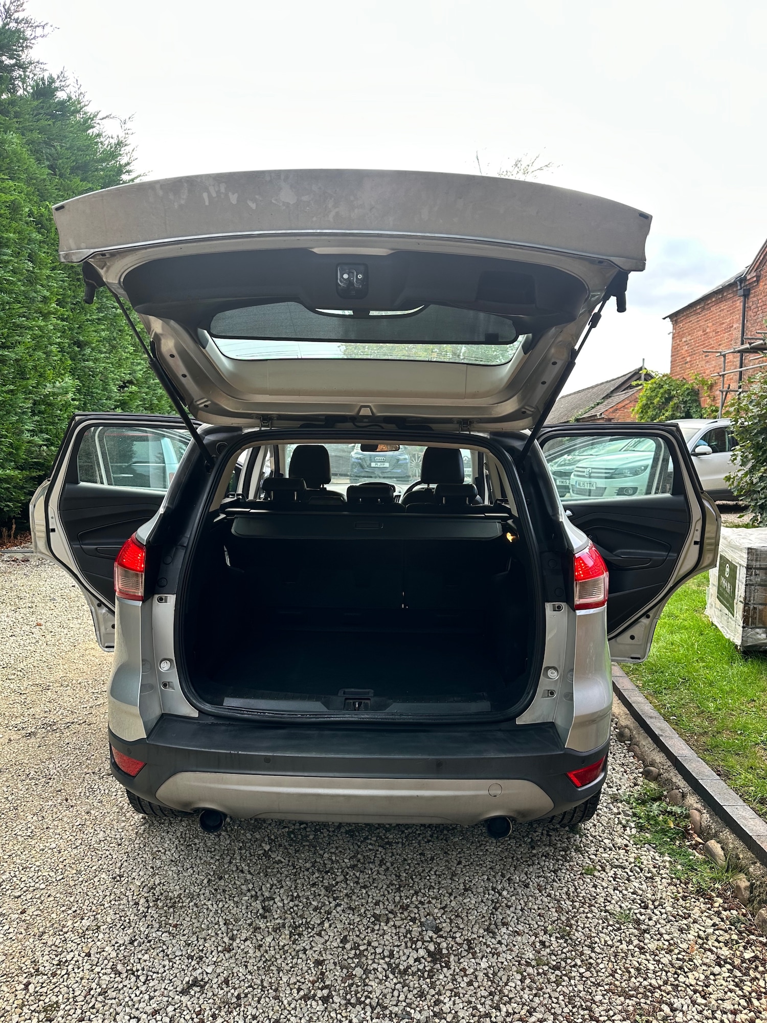 Used Ford Kuga 2014 for sale - 75983662: Photo 32