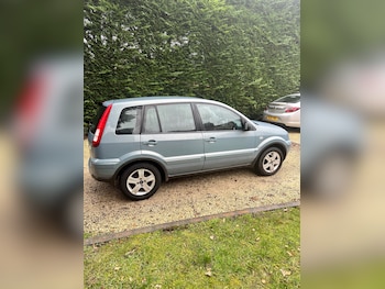 Used Ford Fusion 2010 for sale - 77504894: Photo
