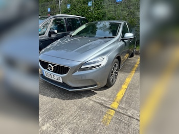 Used Volvo V40 2019 for sale - 78703649: Photo