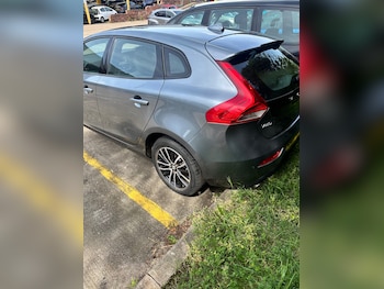 Used Volvo V40 2019 for sale - 78703649: Photo