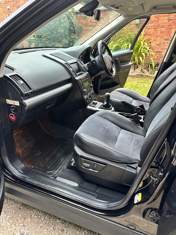 Used Land Rover Freelander 2011 for sale - 76194696: Photo 30