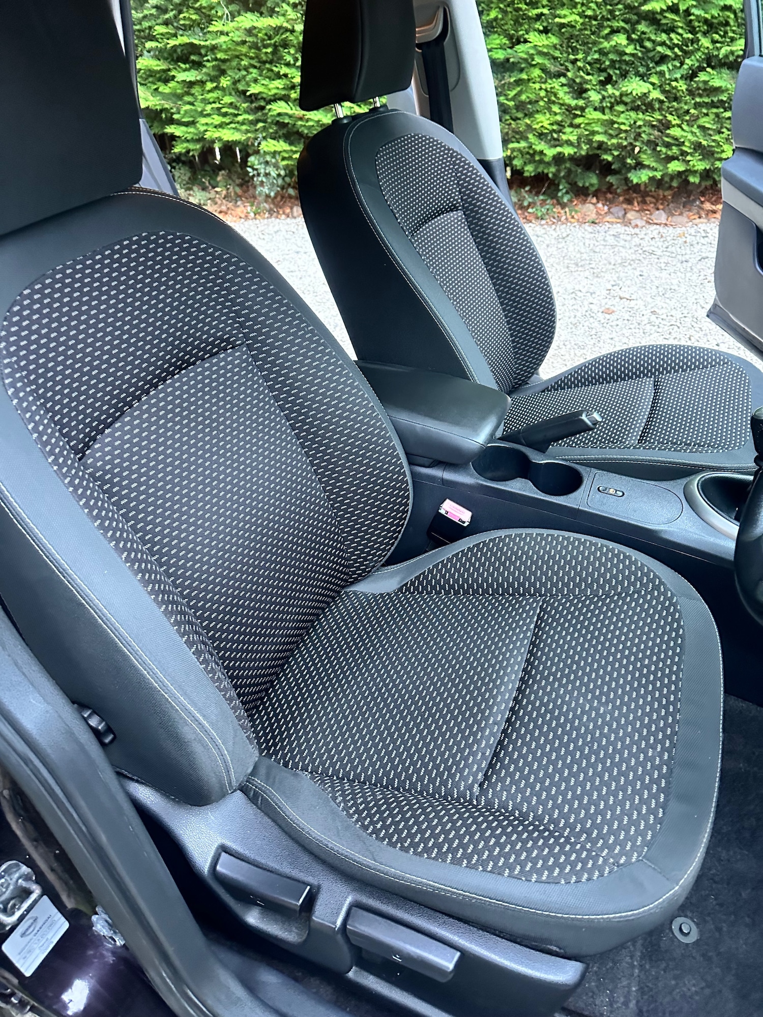 Used Nissan Qashqai 2010 for sale - 76224846: Photo 18