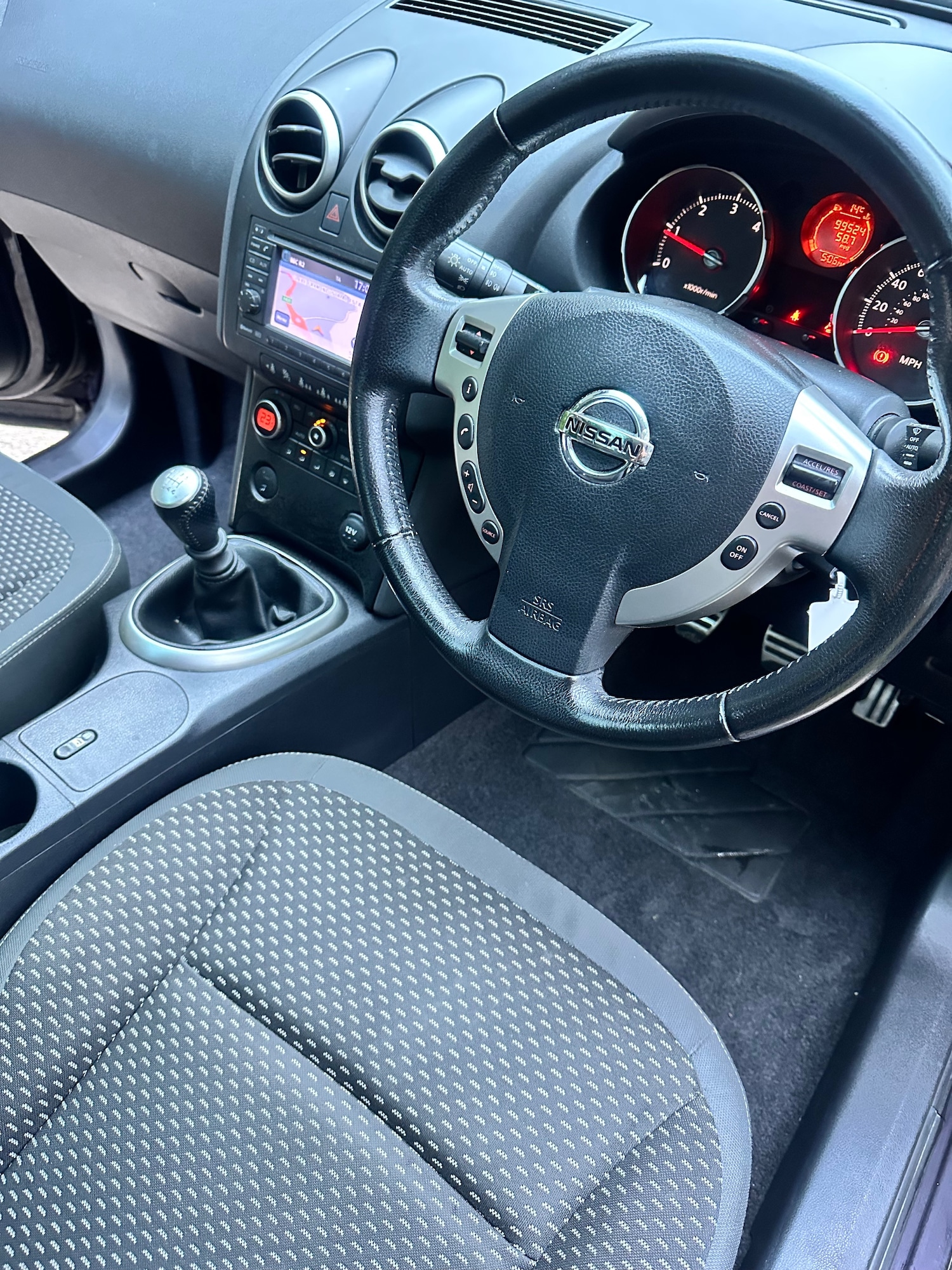 Used Nissan Qashqai 2010 for sale - 76224846: Photo 25