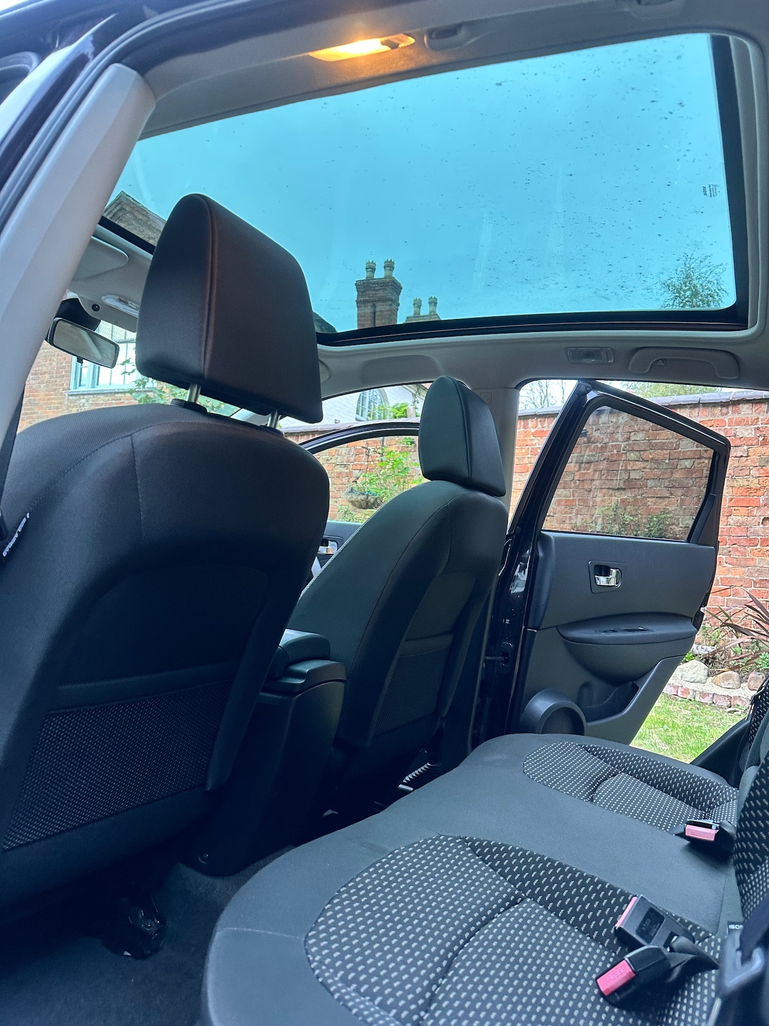 Used Nissan Qashqai 2010 for sale - 76224846: Photo 29