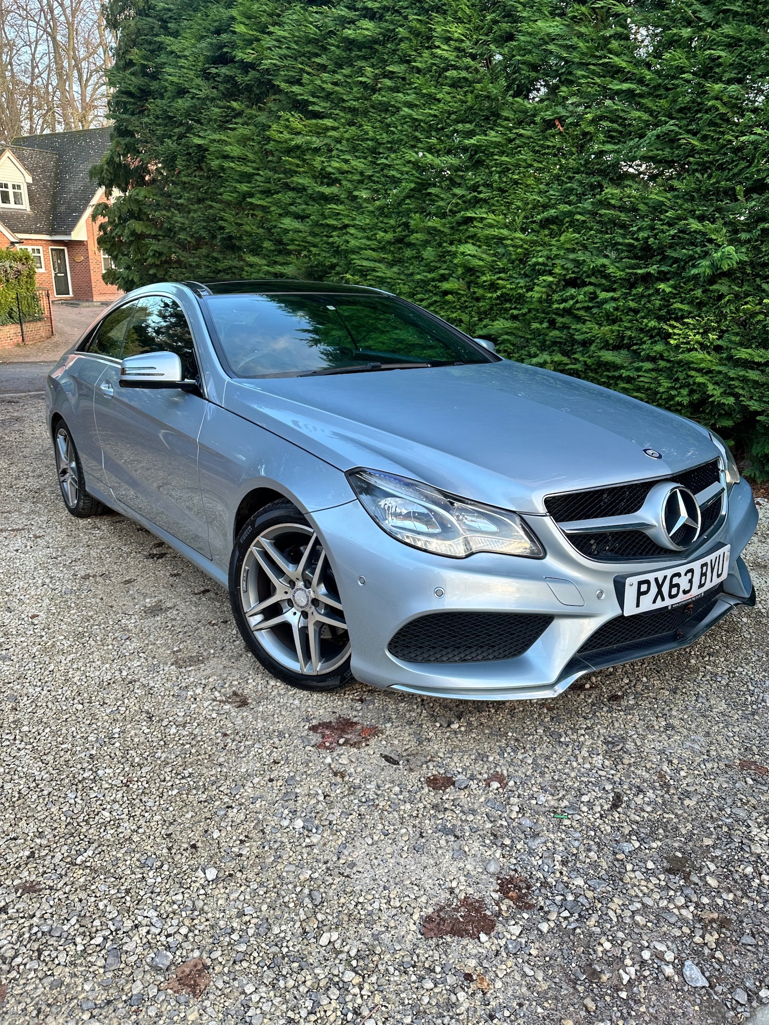 Used Mercedes-Benz E Class 2013 for sale - 76627108: Photo 1