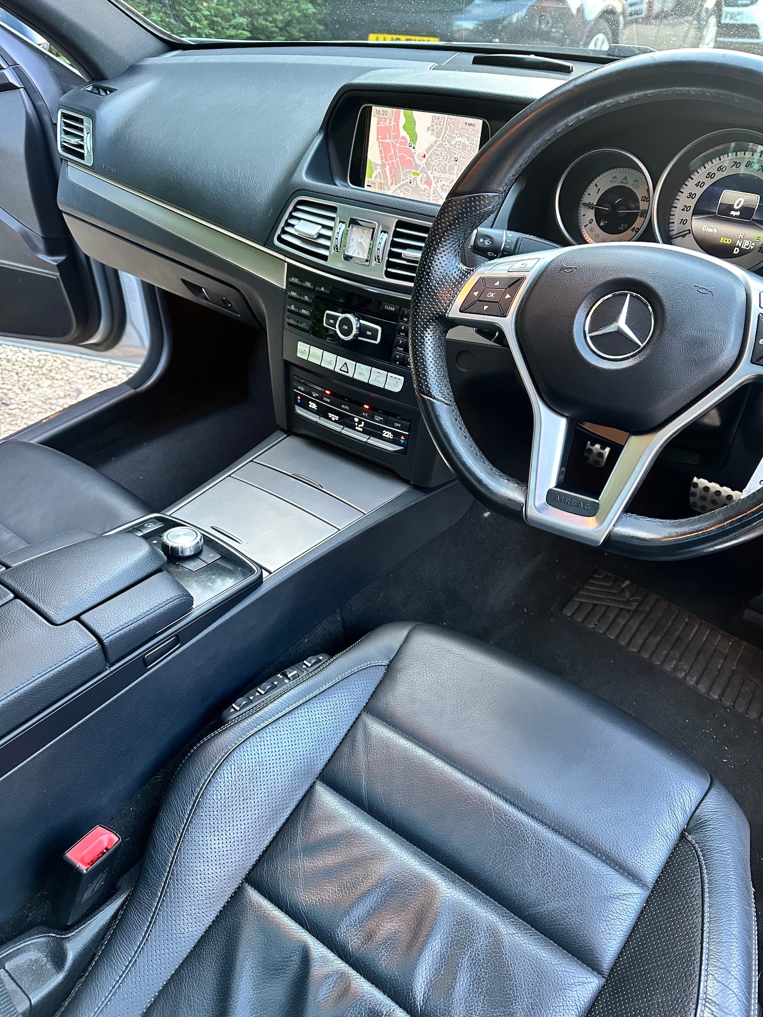 Used Mercedes-Benz E Class 2013 for sale - 76627108: Photo 23