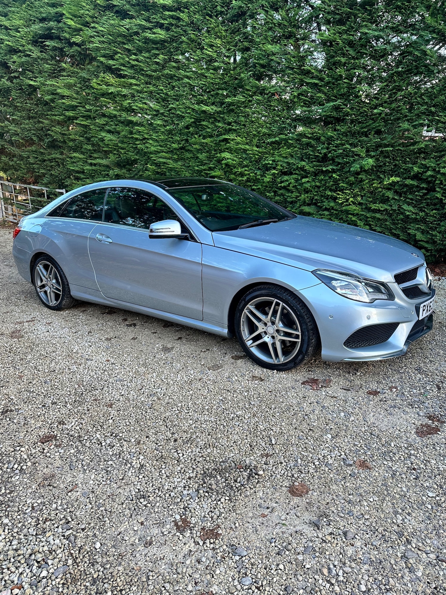 Used Mercedes-Benz E Class 2013 for sale - 76627108: Photo 3