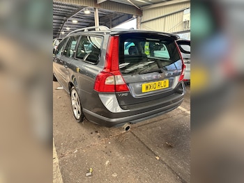 Used Volvo V70 2010 for sale - 78015455: Photo