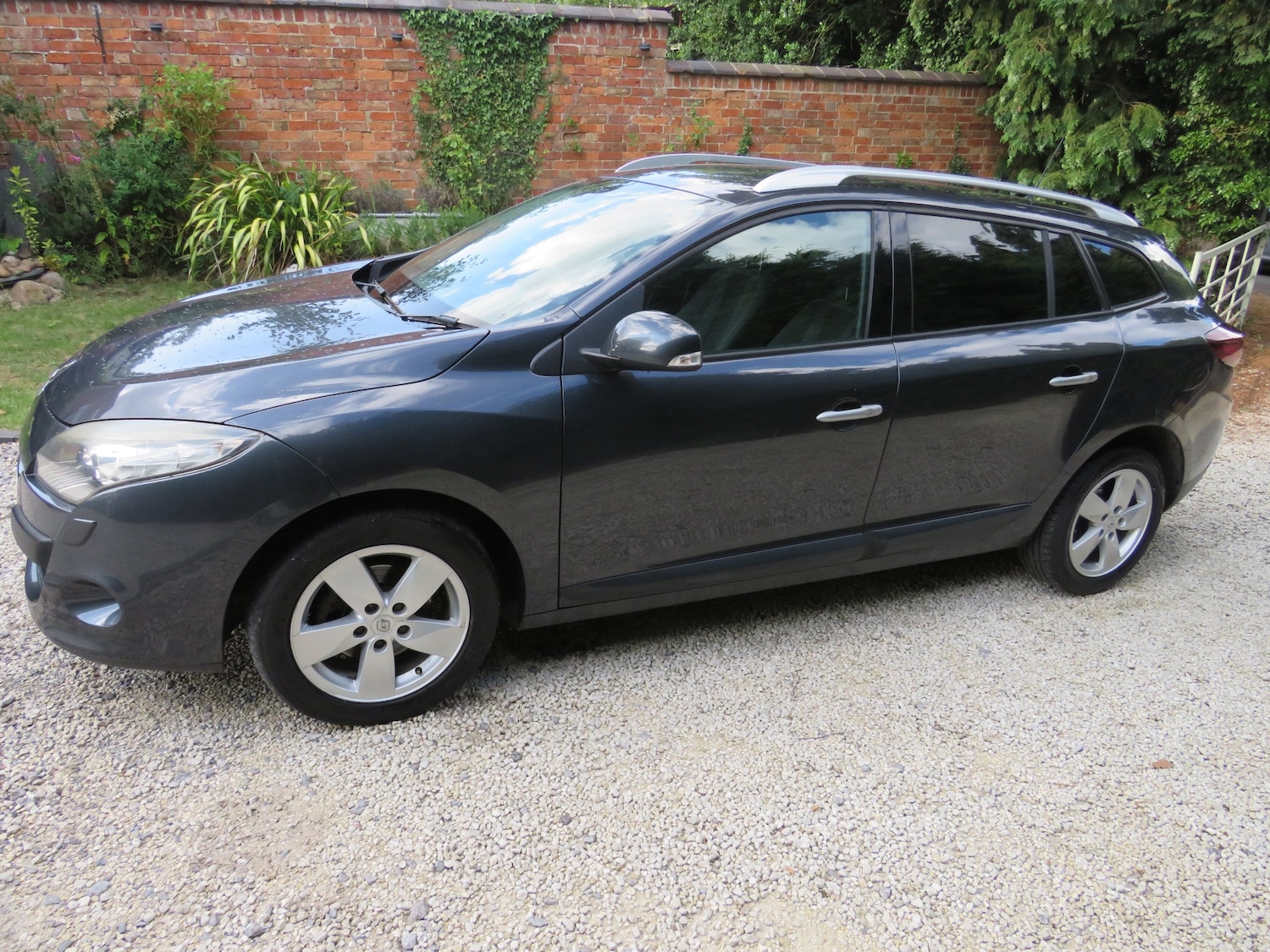Used Renault Megane 2010 for sale - 67929583: Photo 13