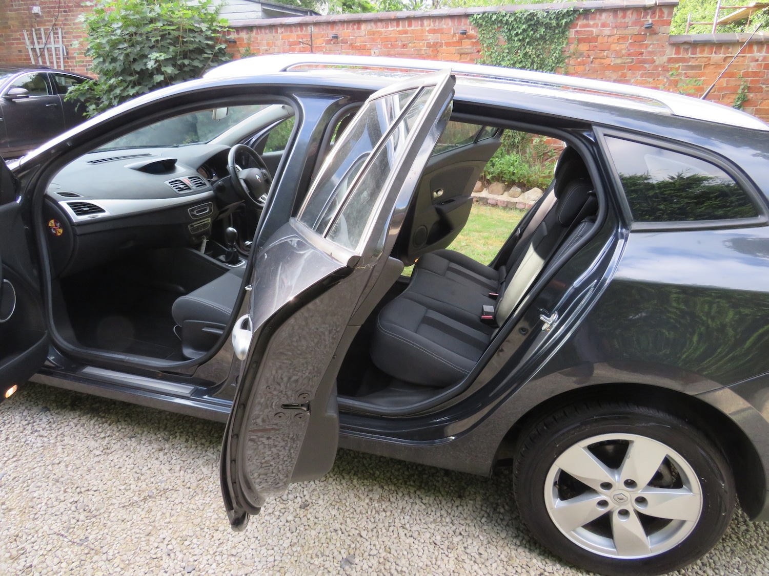 Used Renault Megane 2010 for sale - 67929583: Photo 18