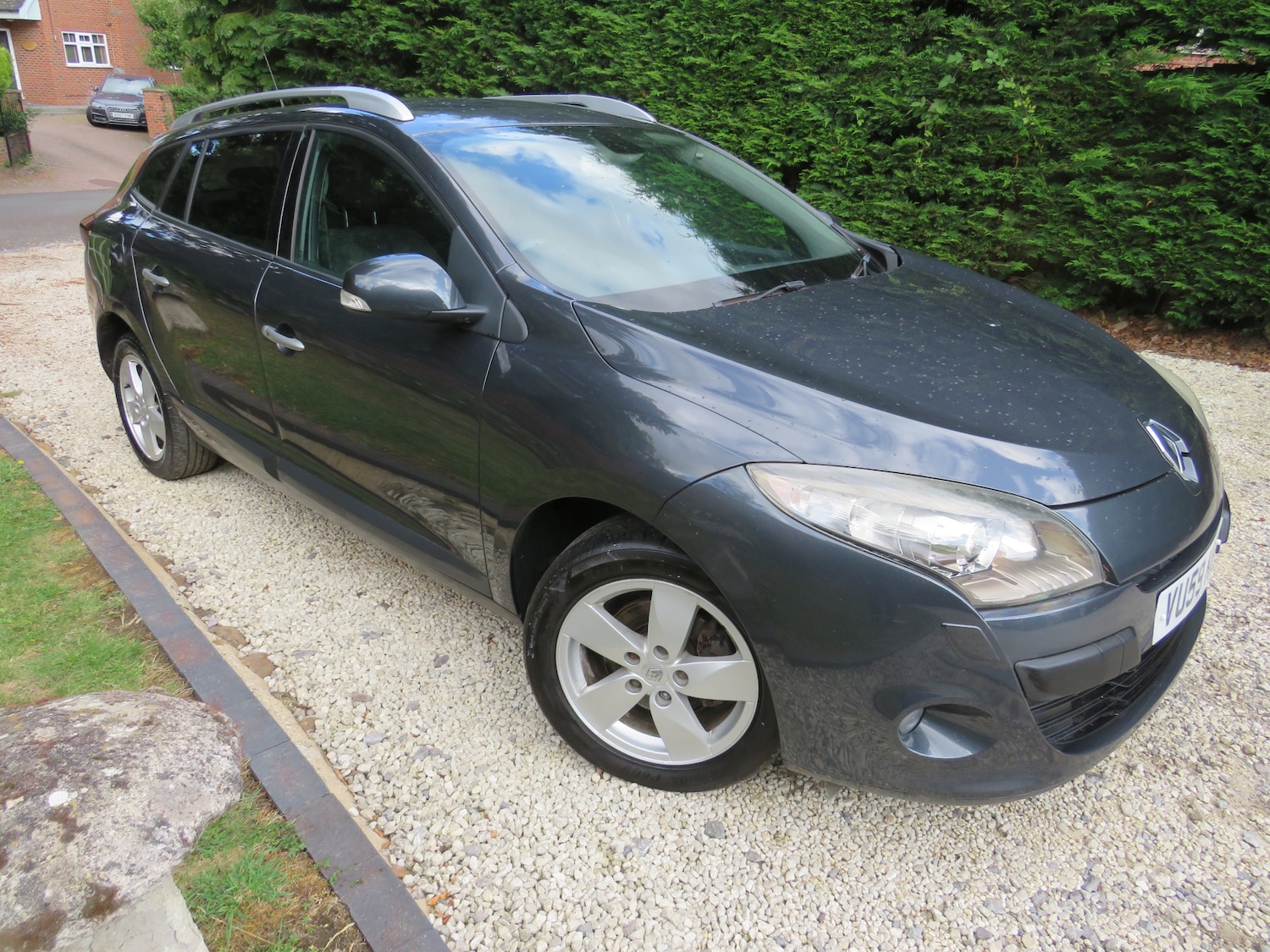 Used Renault Megane 2010 for sale - 67929583: Photo 2
