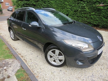 Used Renault Megane 2010 for sale - 67929583: Photo 2
