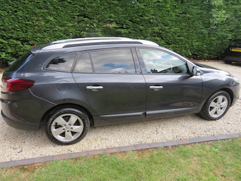 Used Renault Megane 2010 for sale - 67929583: Photo 3