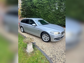 Used BMW 5 Series 2014 for sale - 76453121: Photo