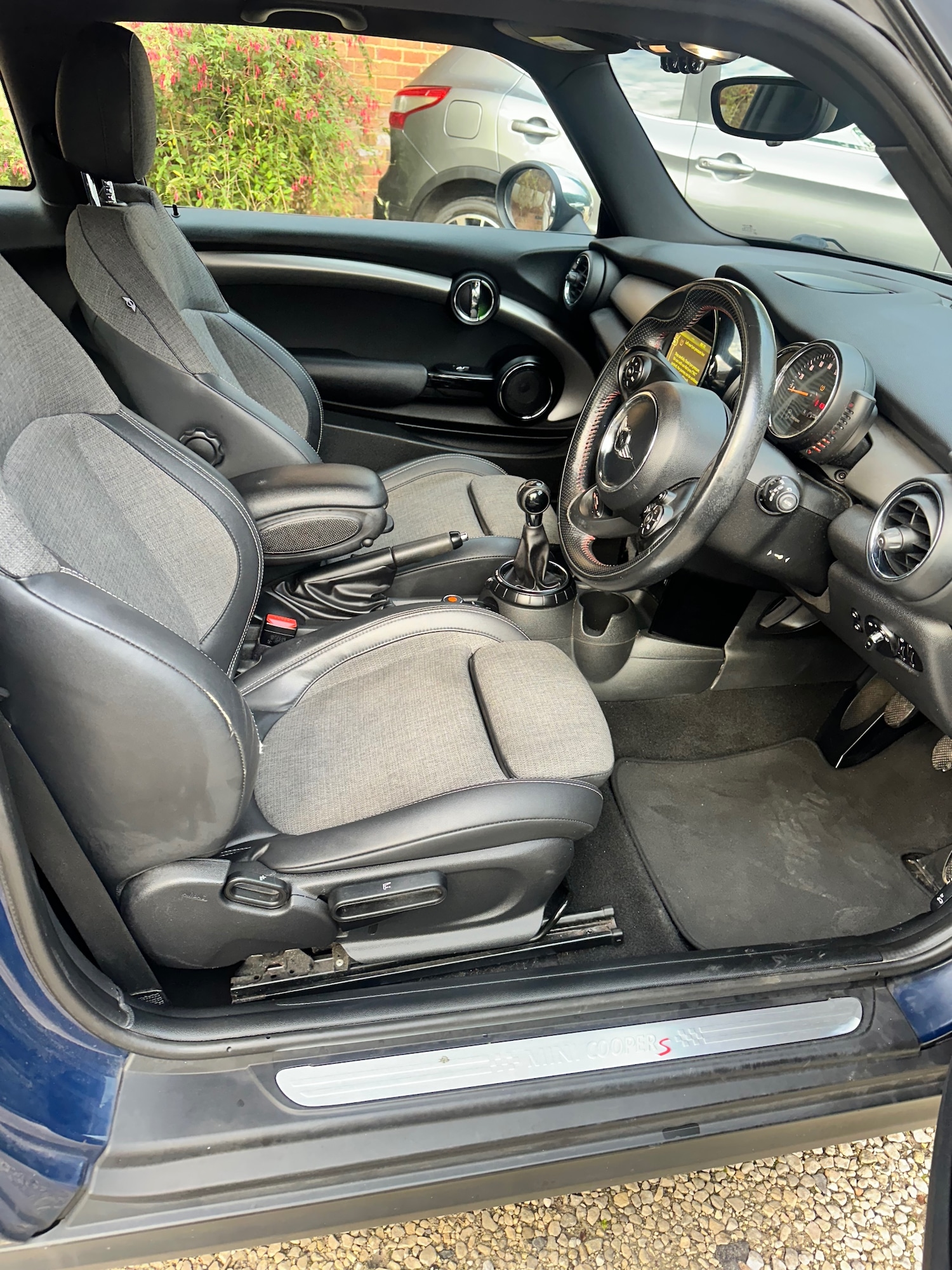 Used MINI Hatch 2015 for sale - 76351076: Photo 11