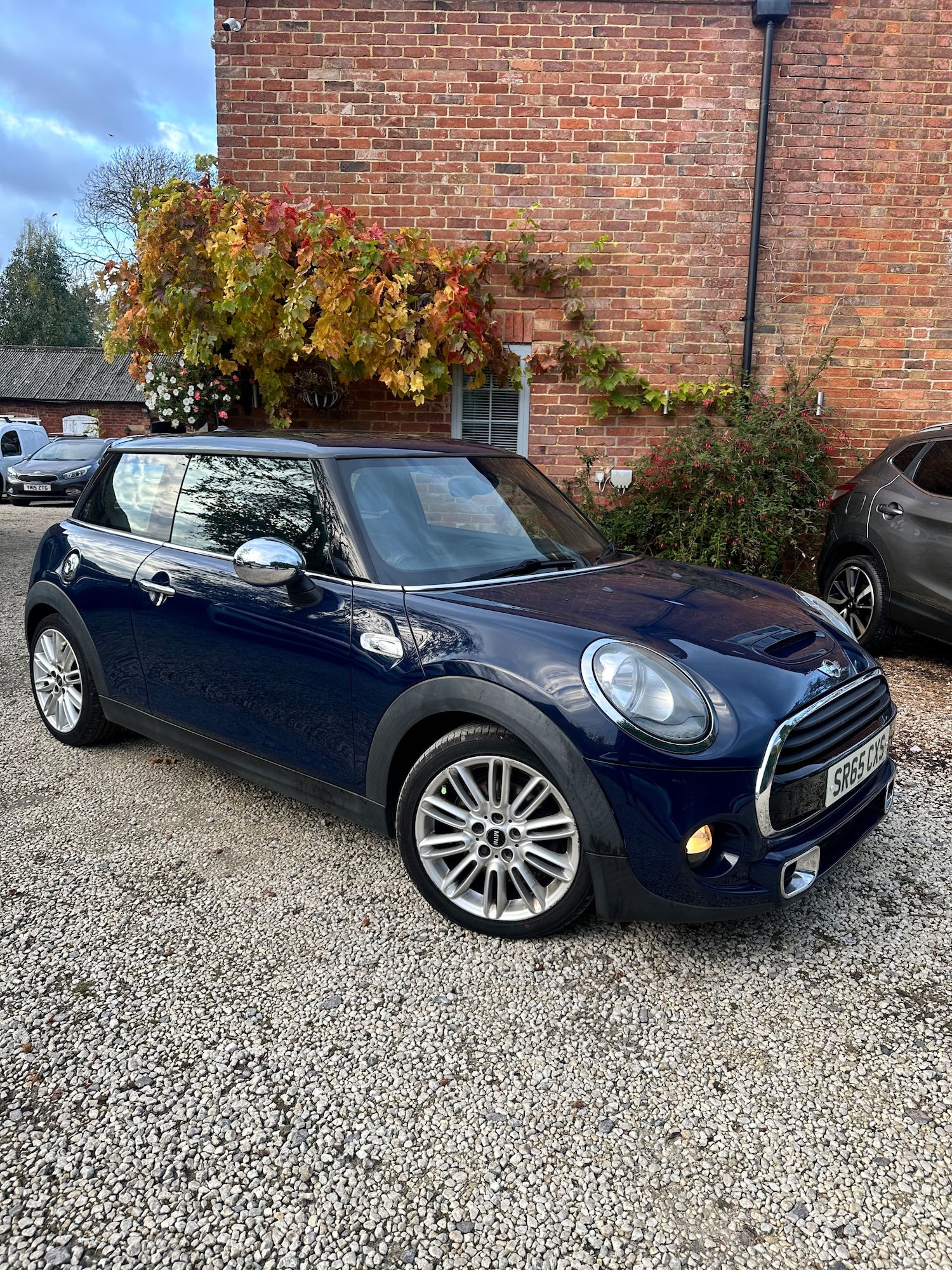 Used MINI Hatch 2015 for sale - 76351076: Photo 2