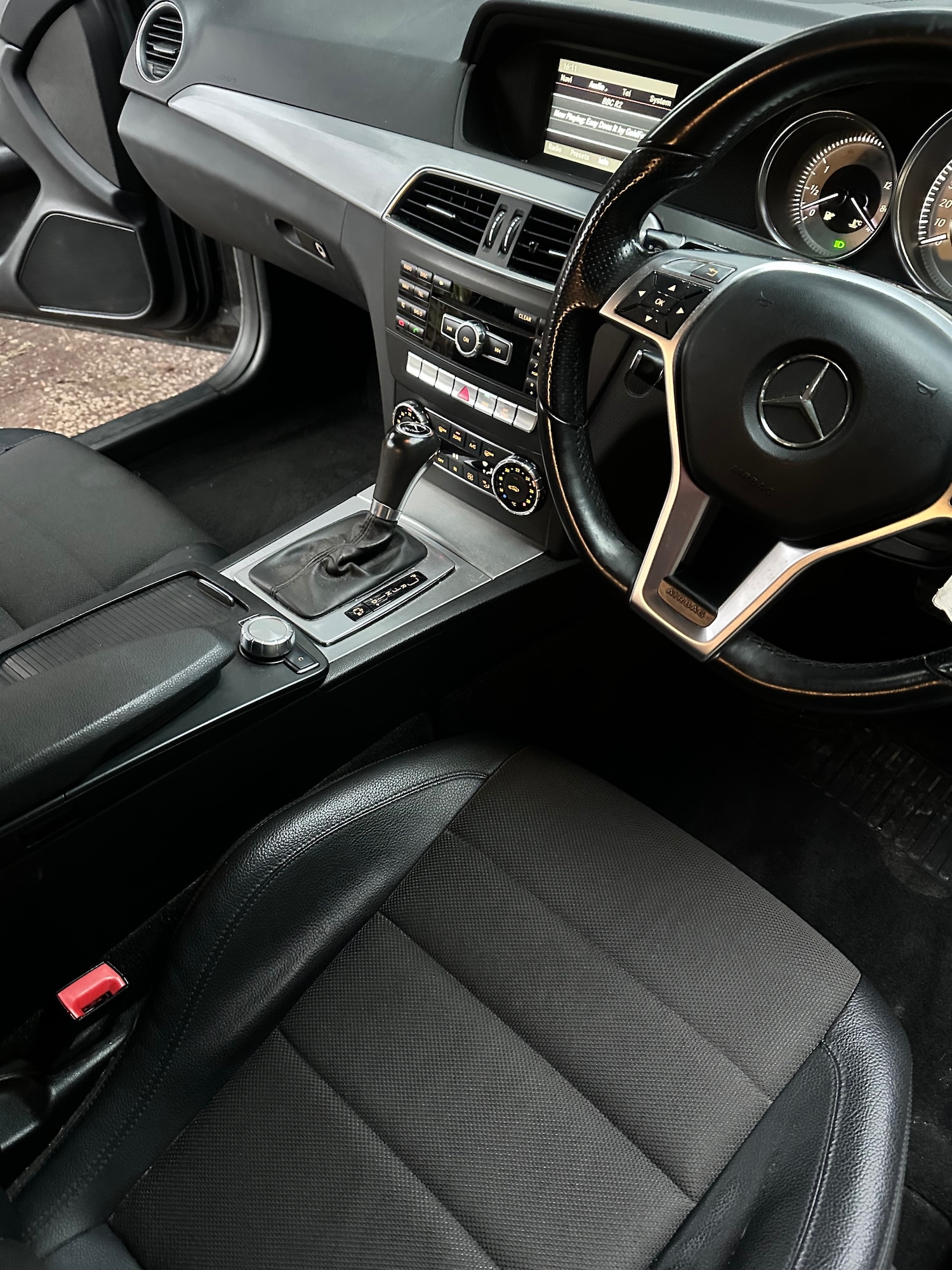 Used Mercedes-Benz C Class 2012 for sale - 76706000: Photo 13