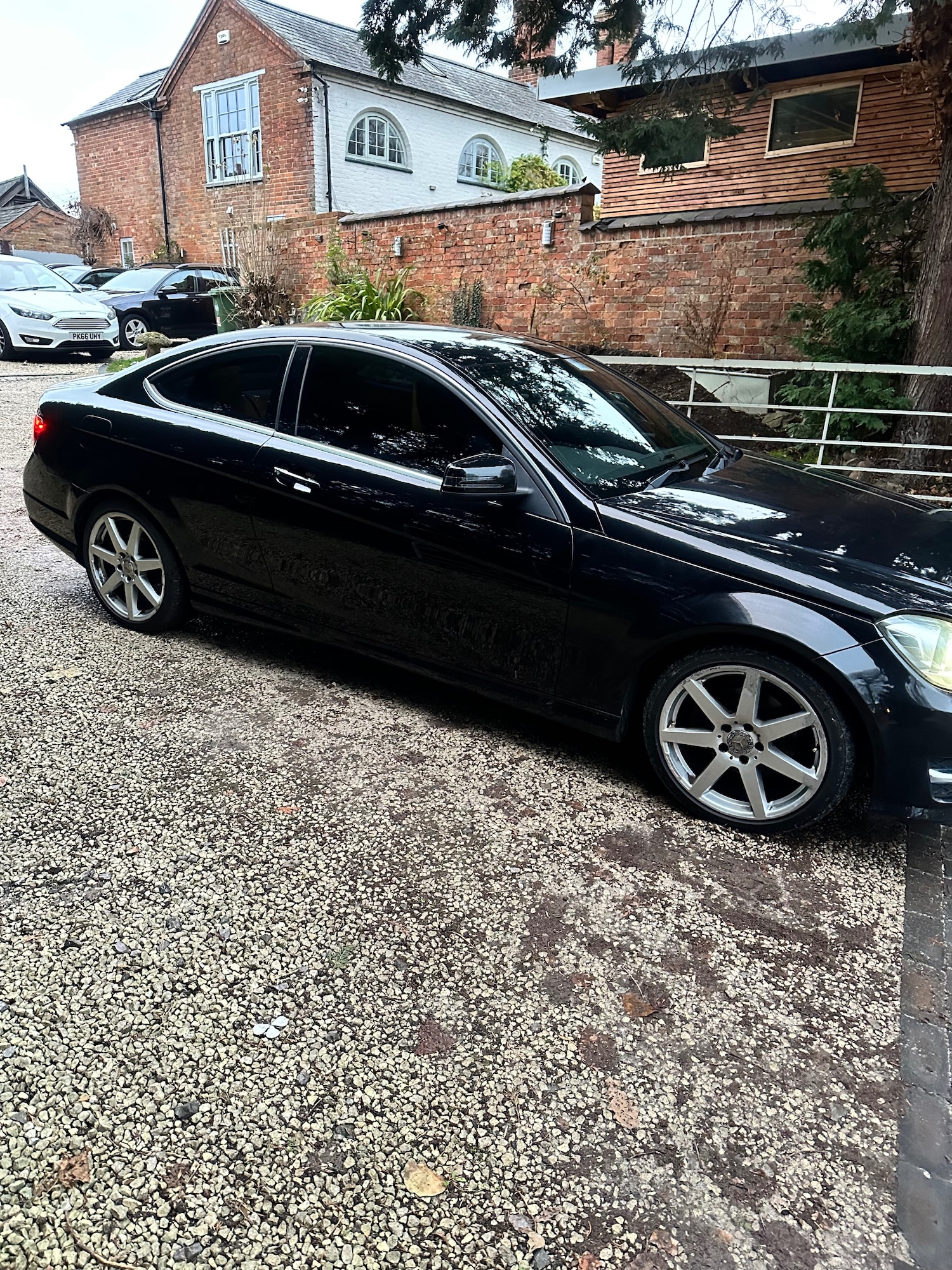 Used Mercedes-Benz C Class 2012 for sale - 76706000: Photo 2