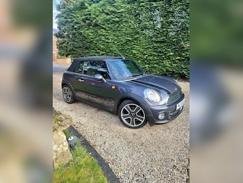 Used MINI Convertible 2014 for sale - 77902046: Photo