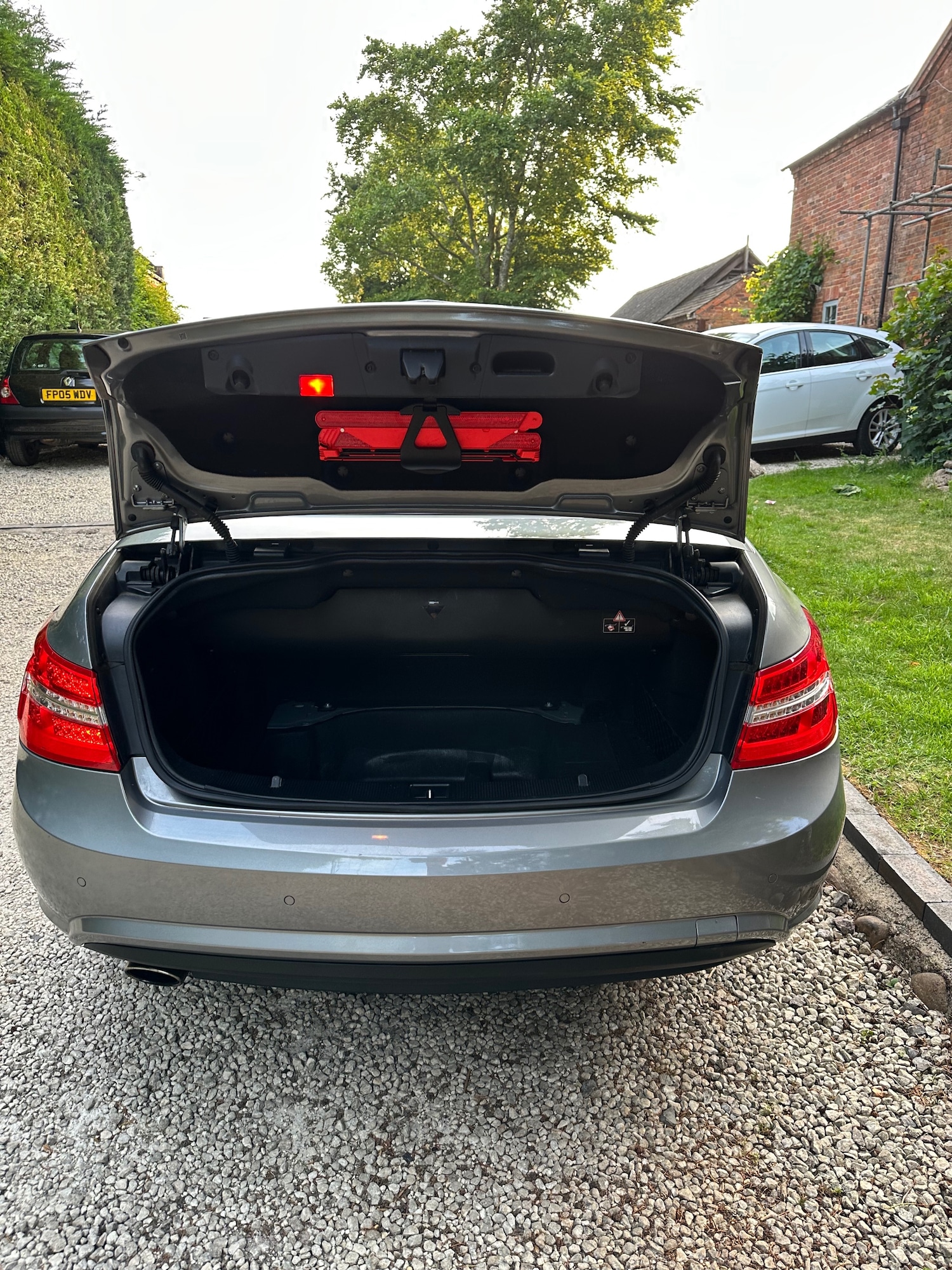 Vehicle 29
