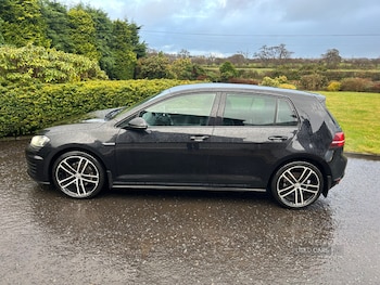 Used Volkswagen Golf 2015 for sale - 76621322: Photo