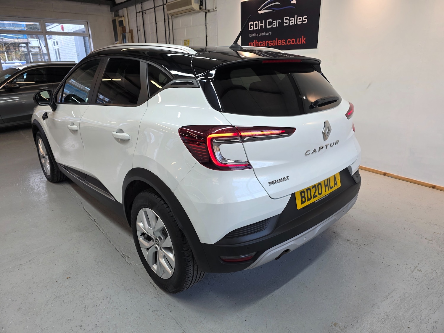 Used Renault Captur 2020 for sale - 76635032: Photo 22
